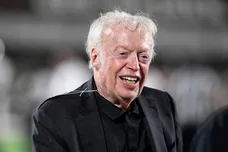 Phil Knight &amp; family / Net worth $40.9 billion