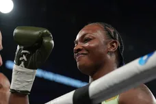 Claressa Shields Chrisean Rock Avoid Blueface