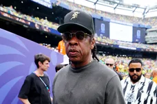 Jay Z Brings Out Jaz O Bring It On Rendition Yankee Stadium