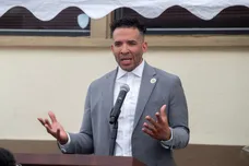 Stockton vice Mayor Jason Lee speaks at a news conference kicking off the HOPE Trust Account Program at the SUSD Admissions