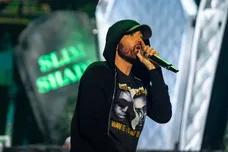 Eminem Ex Wife Kim Mathers Sent Prison Bond Violations