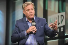 Build Presents Chris Hansen Discussing "Crime Watch Daily"