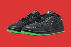SneakerHeader.001