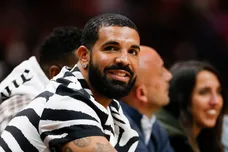 Jan 14, 2022; Miami, Florida, USA; Canadian rapper Drake attends the game between the Miami Heat and the Atlanta Hawks at FTX
