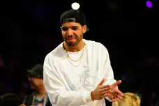 Feb 15, 2014; New Orleans, LA, USA; Musical artist Drake during the 2014 NBA All Star three point contest at Smoothie King