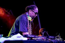 Lil Jon performs at the Beach Bar in Tumon during the neon-themed beach festival on May 11.05 11 2019 Lil Jon 2619