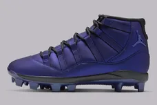 air-jordan-11-mcs-cleat-space-jam-ja7792-400-release-date-1