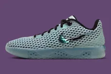 nike-lebron-witness-10-bronny-james-iq9846-300-1