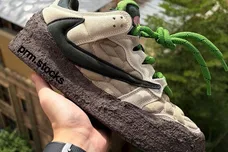 travis-scott-cpfm-nike-air-flea-1-ix7250-200