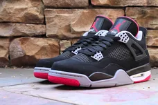 Image Via <a href='https://www.youtube.com/watch?v=ISEkzLoxpjI' rel="nofollow noopener" target='_blank'>YT</a>