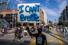 Apu Gomes / Stringer / Getty Images