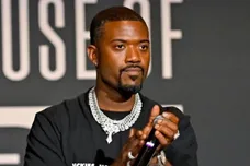 Paras Griffin / Stringer / Getty Images