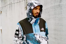 Supreme x The North Face
