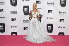 Carlos Alvarez/Getty Images