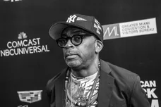 Paras Griffin / Getty Images