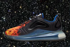 Nike Air Max 720 Space Capsule / Nike