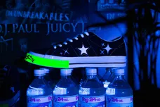 Image Via <a href='https://www.highsnobiety.com/p/converse-yung-lean-one-star/#slide-5' rel="nofollow noopener" target='_blank'>Highsnobiety</a>