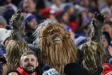 Tom Szczerbowski/Getty Images