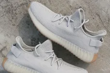 Image Via <a href='https://www.instagram.com/p/BiCZMS8FtKc/?taken-by=yeezymafia' rel="nofollow noopener" target='_blank'>YeezyMafia</a>