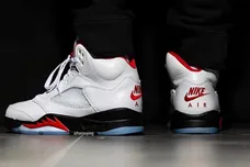 Image via @hanzuying