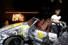 Jeff Schear / Stringer / Getty Images