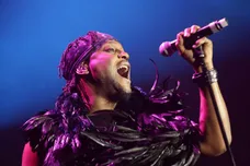 Mark Metcalfe / Getty Images