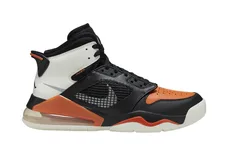 Image via Sneaker Bar Detroit