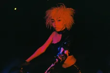 Foushée/Trackmasters Entertainment/RCA Records