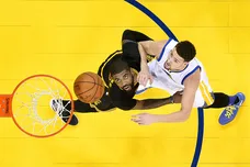 John Mabanglo/Pool/Getty Images