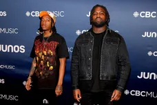 Tom Szczerbowski/Getty Images