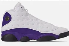 Image via zSneakerHeadz