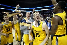 Streeter Lecka / Getty Images