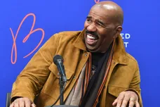 Paras Griffin/Getty Images