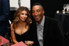 Robin Marchant / Stringer / Getty Images