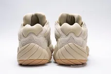 Image via @kickwhoshow