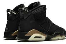 Image via zSneakerHeadz