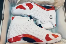 Image via zSneakerHeadz