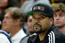 Alex Goodlett / Stringer / Getty Images