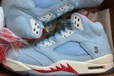 Image via zSneakerHeadz