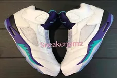 Image Via <a href='https://www.instagram.com/p/Bl-RBEHFYku/?taken-by=sneakerjamz' rel="nofollow noopener" target='_blank'>SneakerJamz</a>