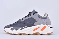 Image Via Yzysplyleaks