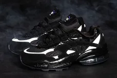 Image Via <a href='https://www.instagram.com/p/BocFDdMFWBB/?hl=en&taken-by=baitme' rel="nofollow noopener" target='_blank'>BAIT</a>