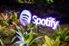 Timothy Hiatt / Getty Images