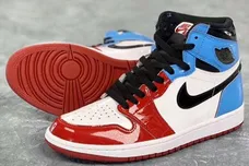 Image via zSneakerHeadz