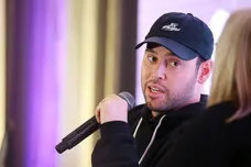 Michael Tran / Stringer / Getty Images