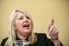 Samuel Corum / Stringer / Getty Images