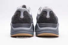 Image via @kickwhoshow