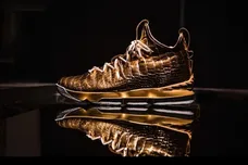 Image Via <a href='https://www.instagram.com/theshoesurgeon/?hl=en' rel="nofollow noopener" target='_blank'>TheShoeSurgeon</a>