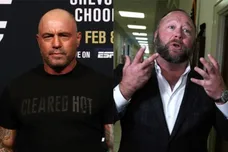 Ronald Martinez & Alex Wong/Getty Images