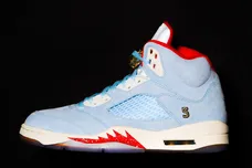 Image Via TrophyRoom